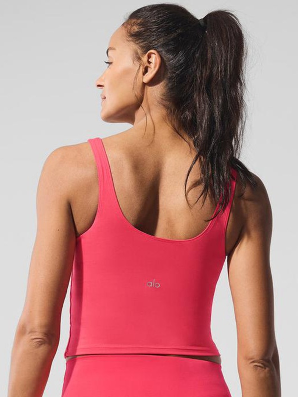 ALO Yoga Softsculpt Precision Tank in Candy Red - Picture 2 of 7